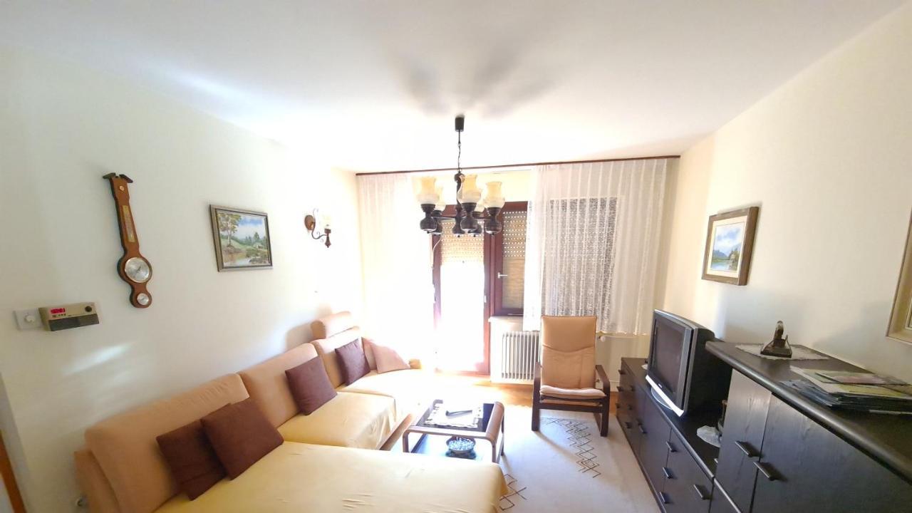 Apartment Ajdna زيروفنيكا المظهر الخارجي الصورة